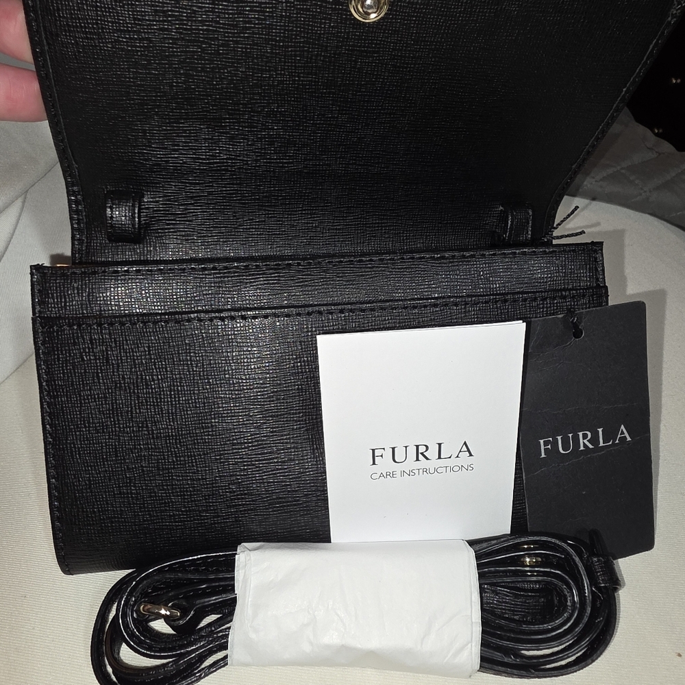 Furla Black Leather Wallet With Crossbody Strap - Picture 4 of 12